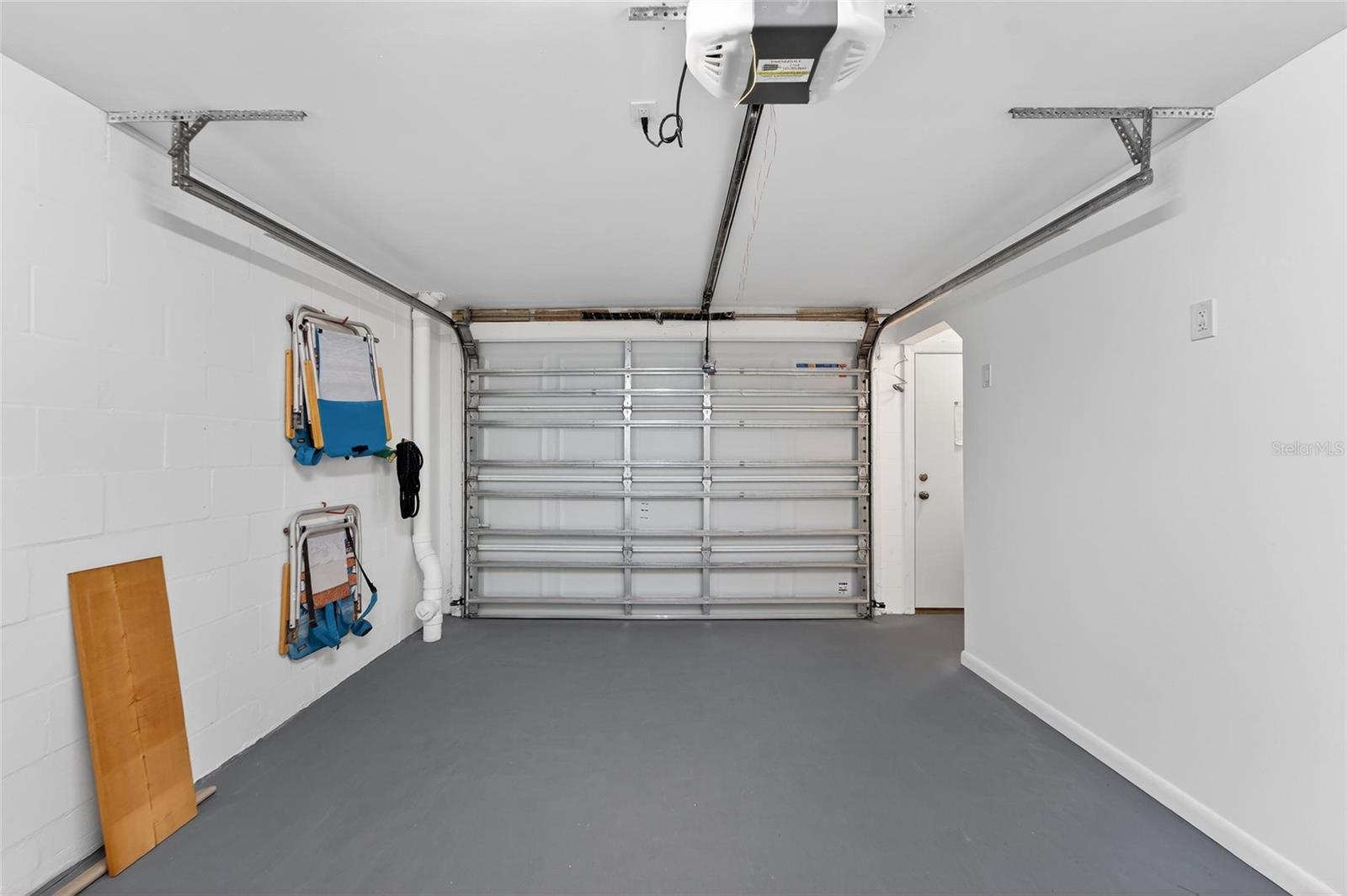 SUNSET REEF - Residential