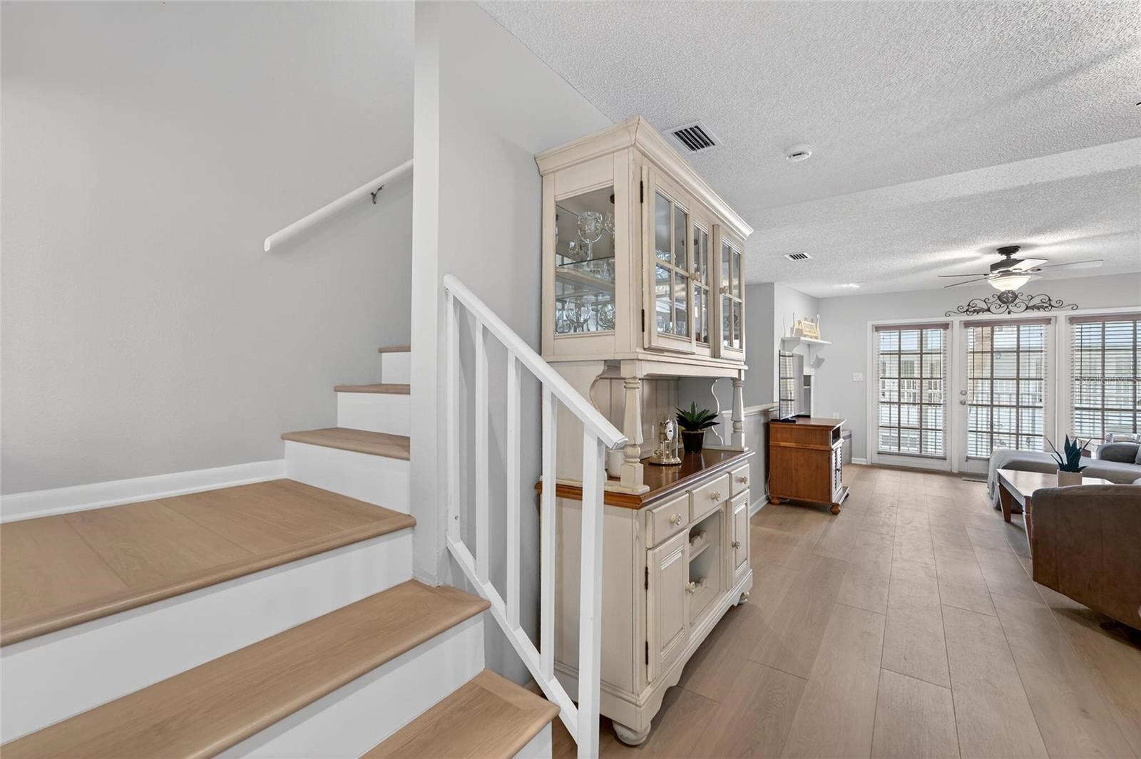 SUNSET REEF - Residential