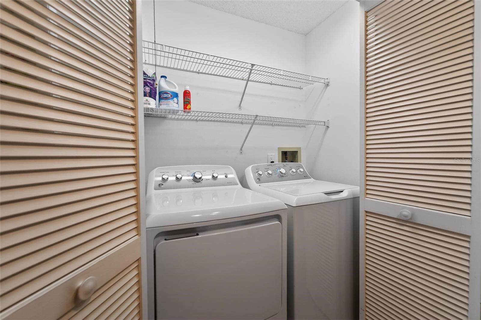 SUNSET REEF - Residential