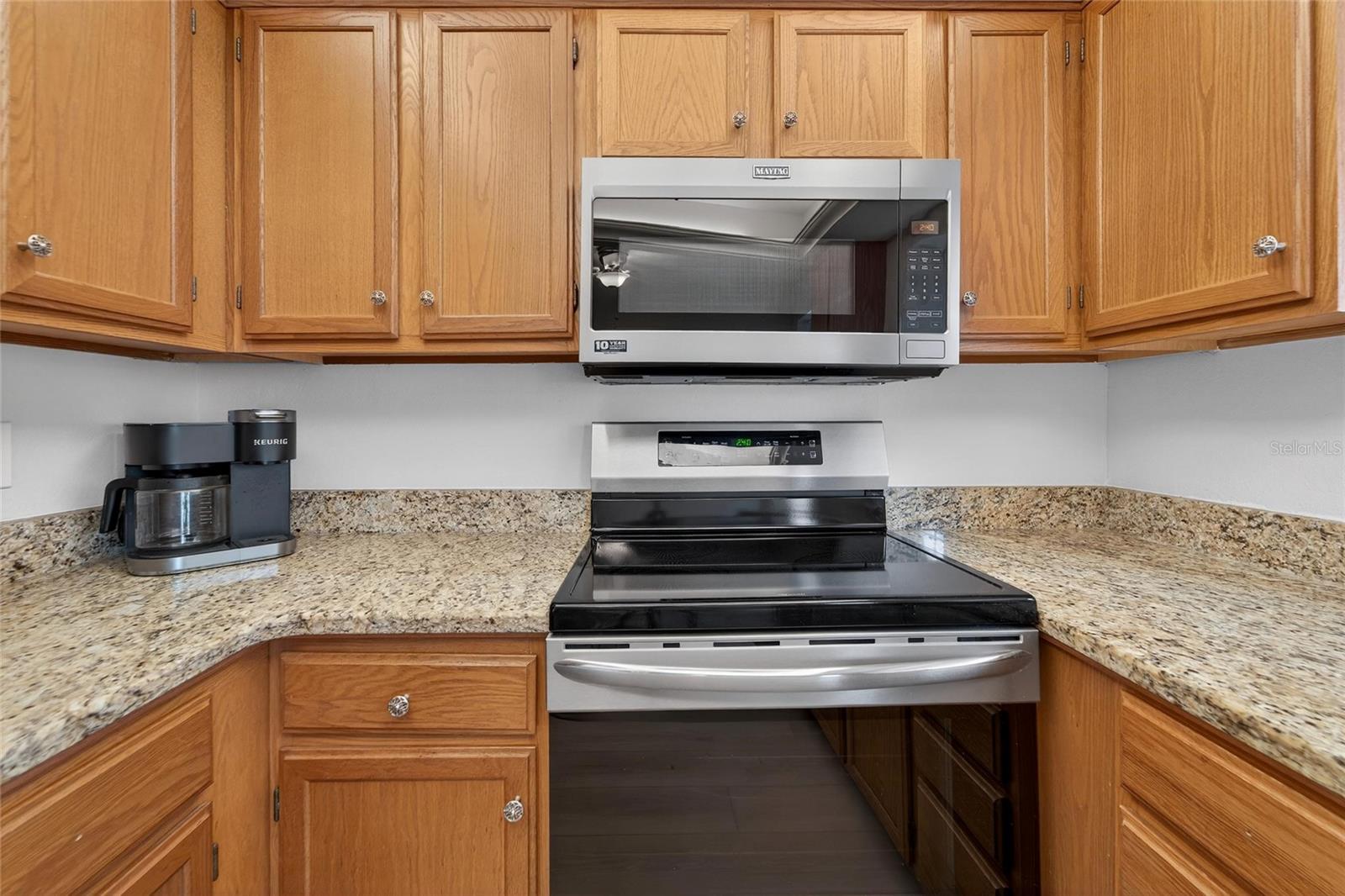 SUNSET REEF - Residential