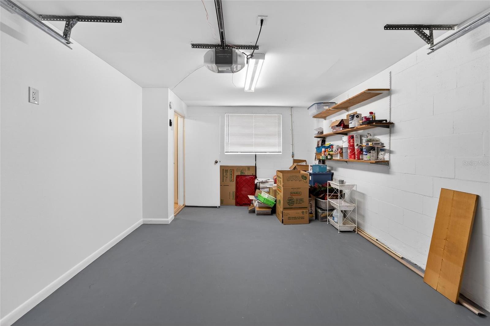 SUNSET REEF - Residential