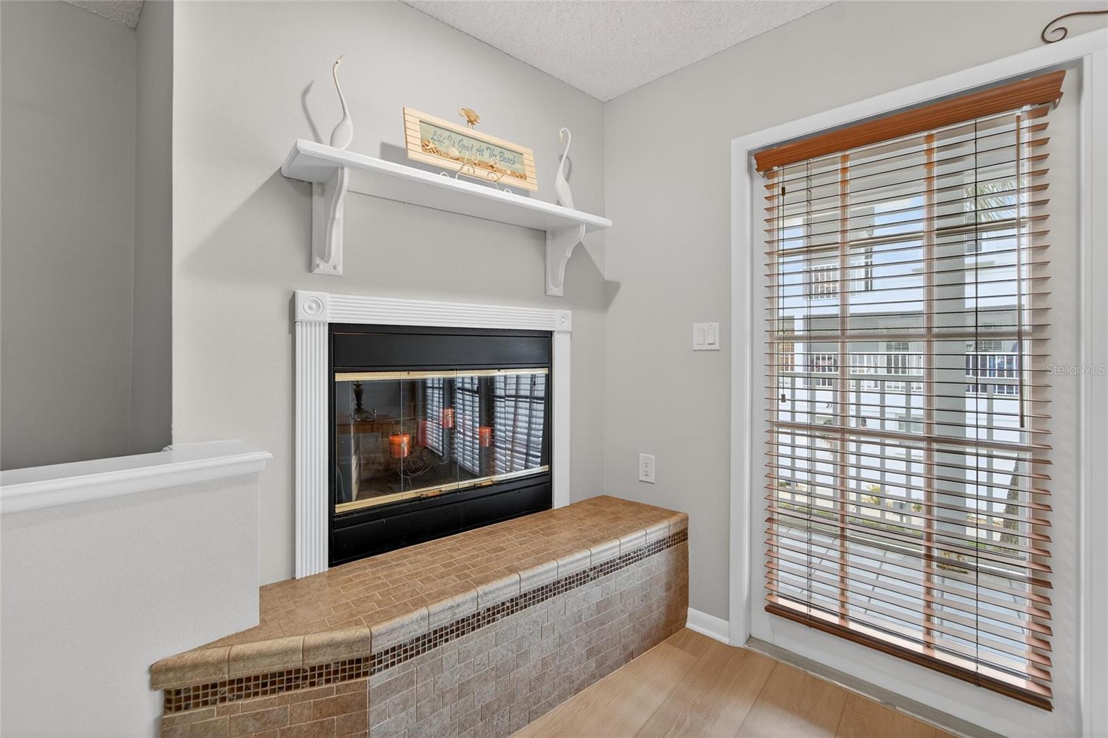 SUNSET REEF - Residential