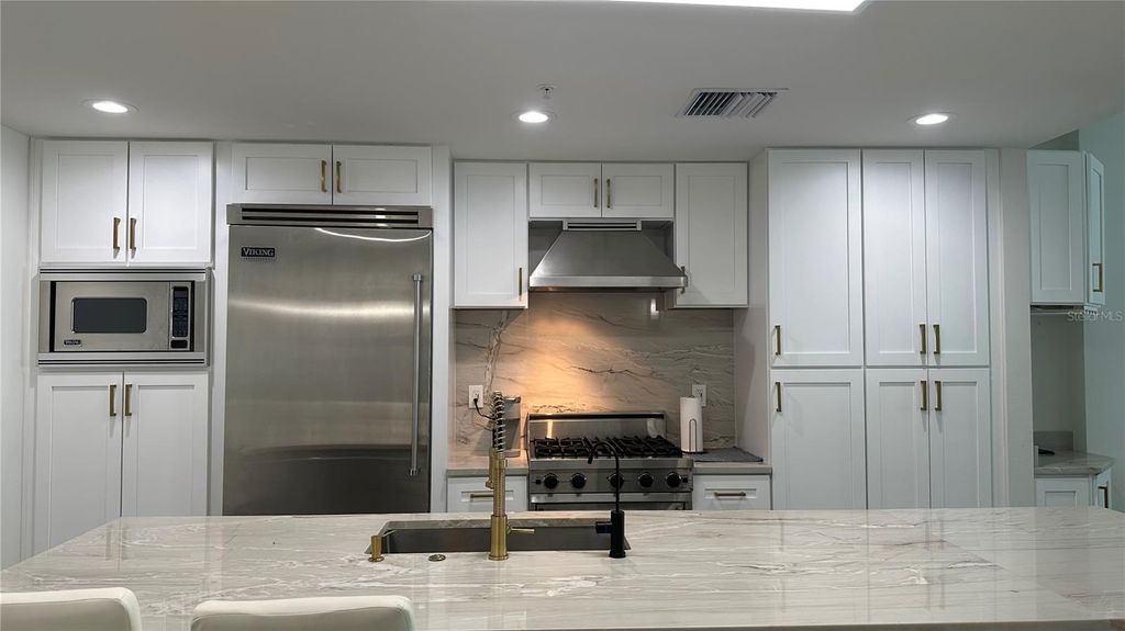 Photo of 1120 E Kennedy Boulevard #926, Tampa, FL 33602 (MLS # TB8481886)