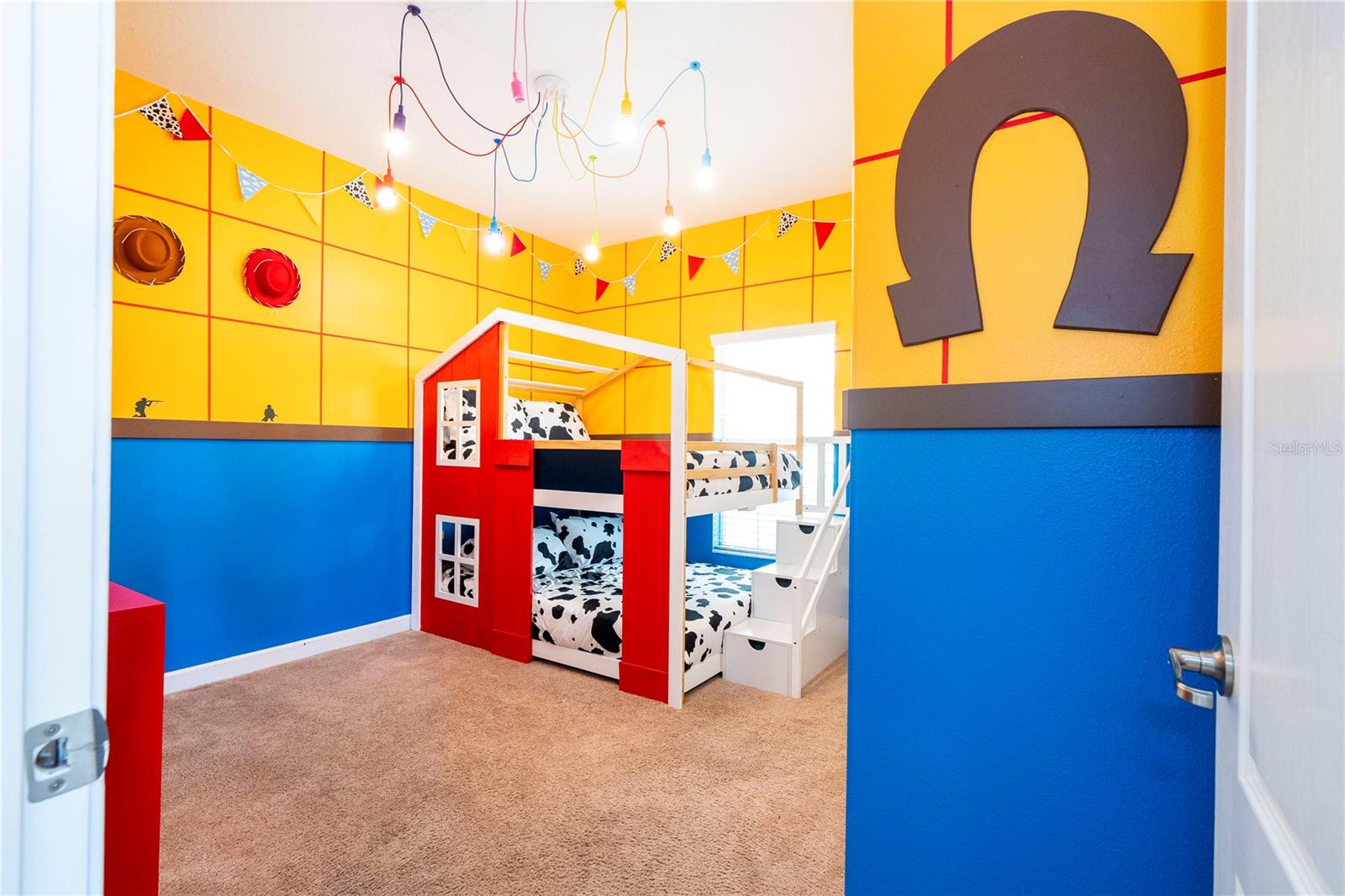 PARADISE PALMS RESIDENCE PH 2 - Residential