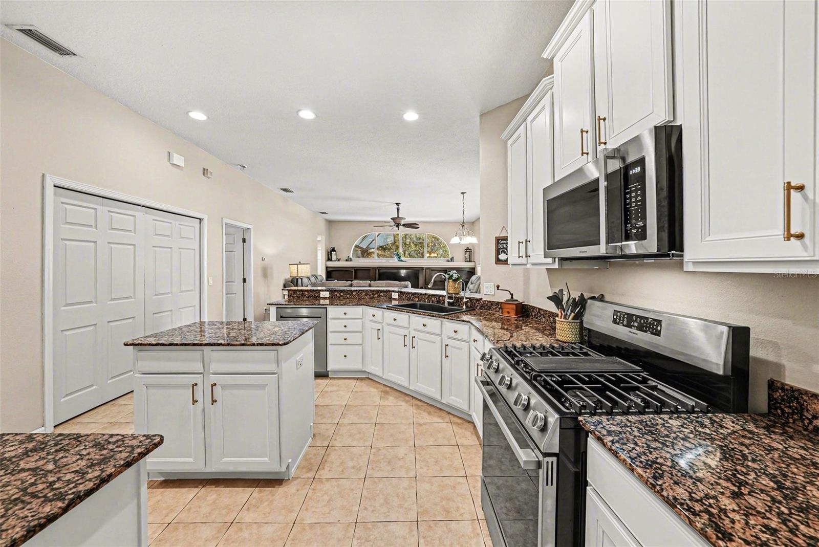 CREEKSIDE SUB PH 1 - Residential