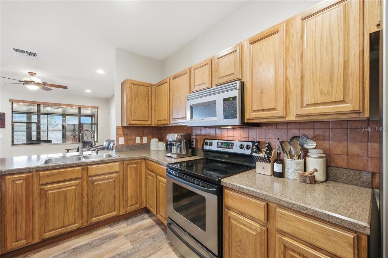 SPRING RIDGE - Residential