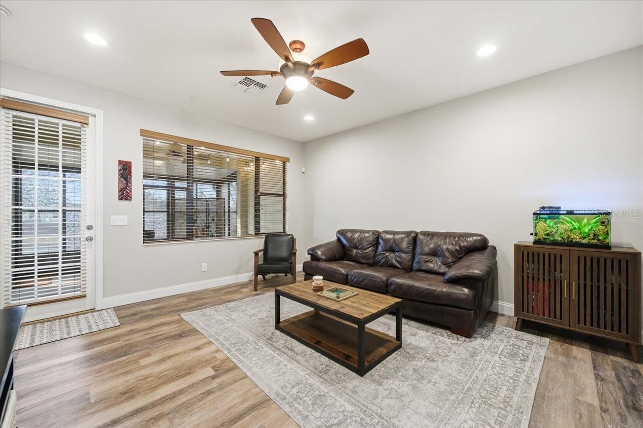 SPRING RIDGE - Residential