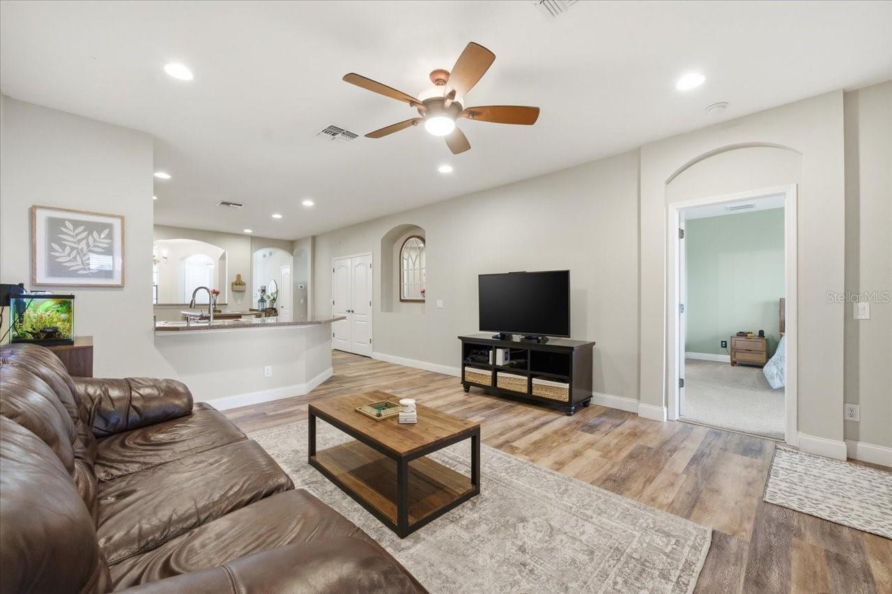 SPRING RIDGE - Residential