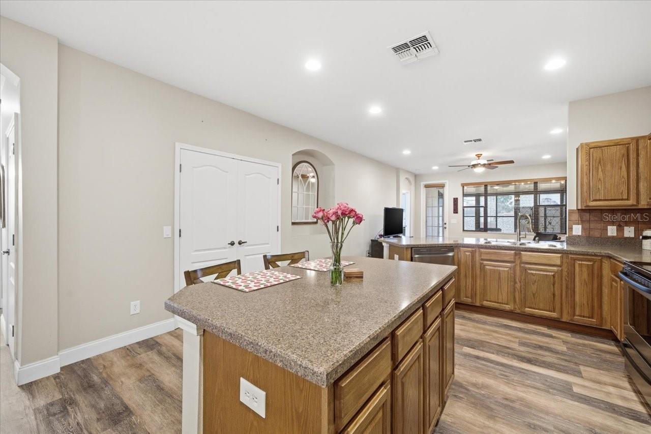 SPRING RIDGE - Residential