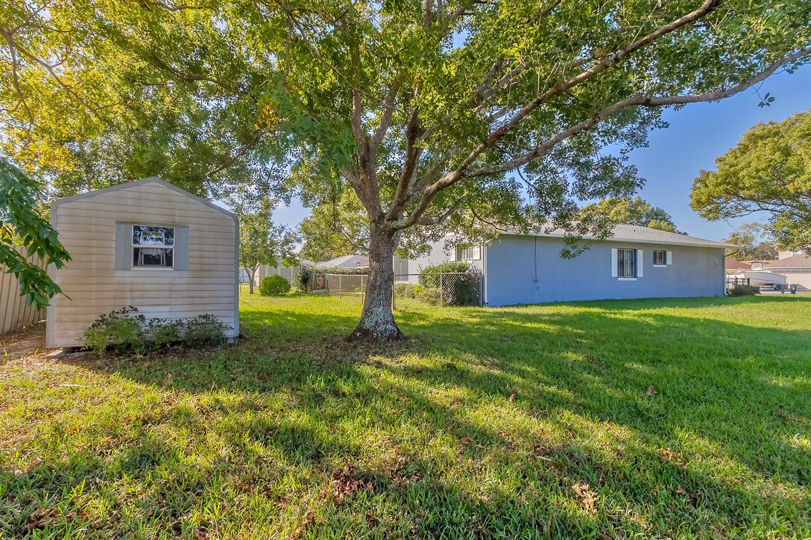 Florida Shores 01 - Residential