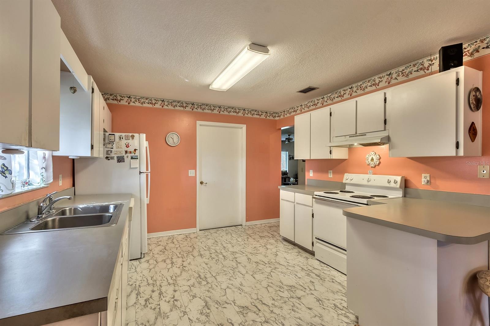 Florida Shores 01 - Residential