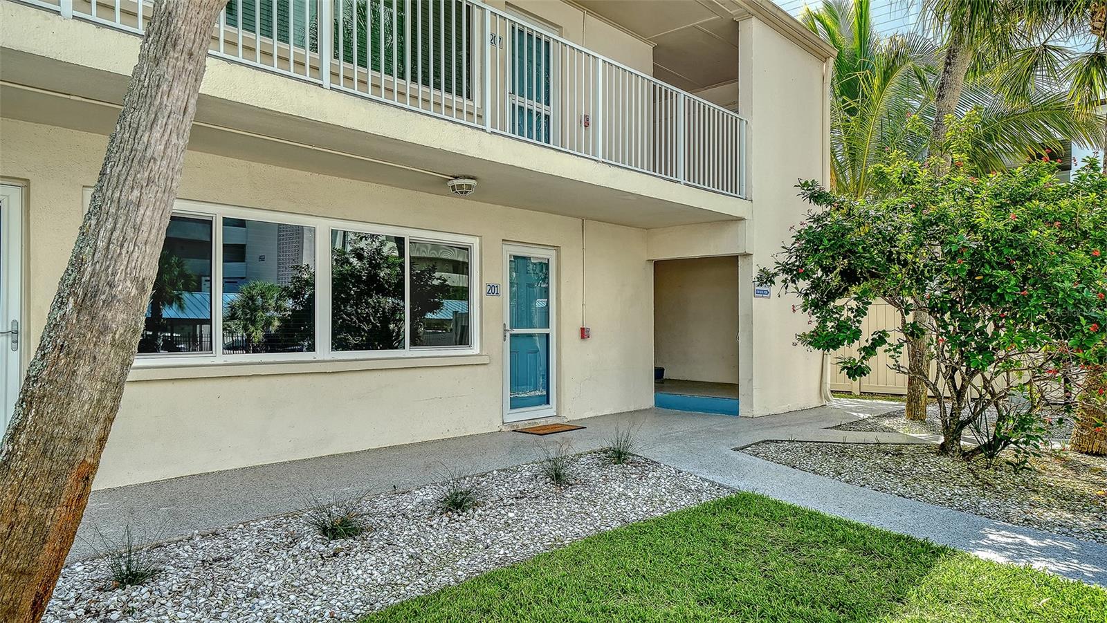 5950 MIDNIGHT PASS ROAD 201