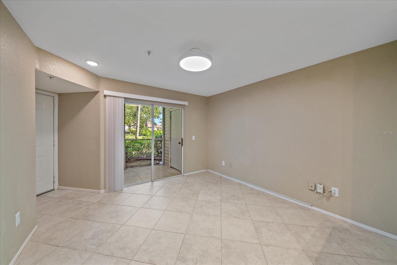 850 S TAMIAMI TRAIL 207