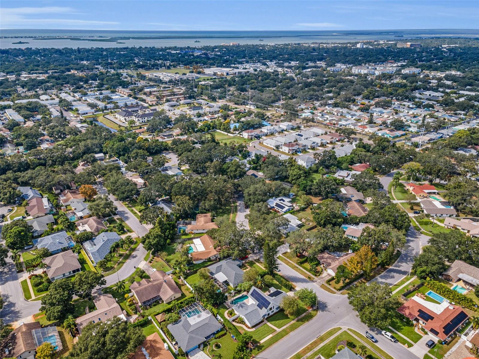 WINDSOR WOODS - Residential