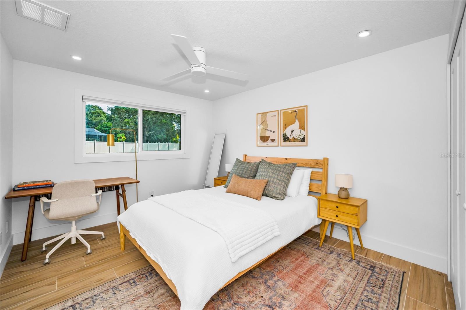 WINDSOR WOODS - Residential
