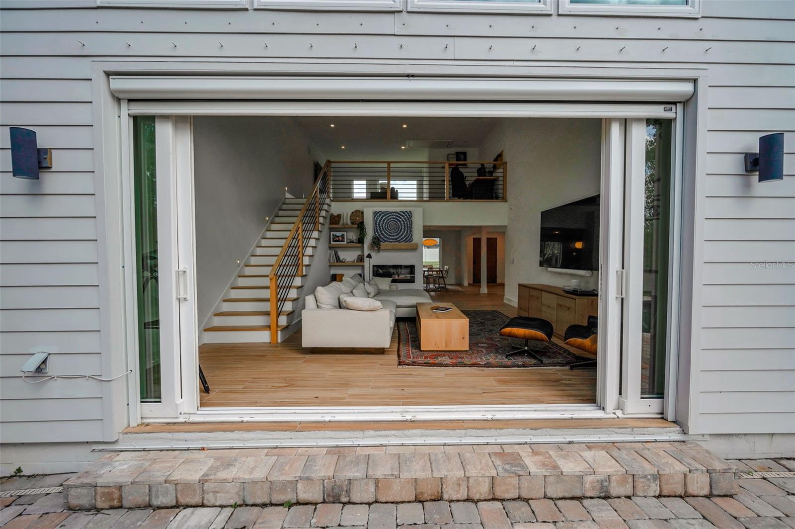 WINDSOR WOODS - Residential