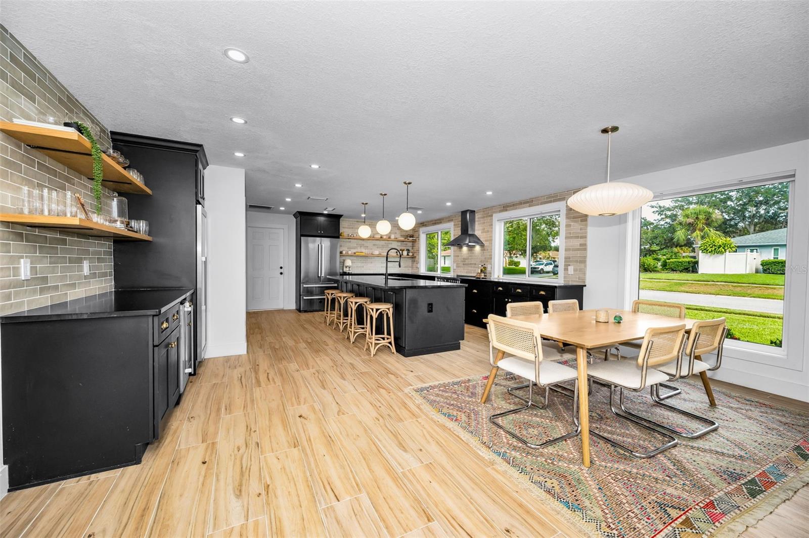 WINDSOR WOODS - Residential