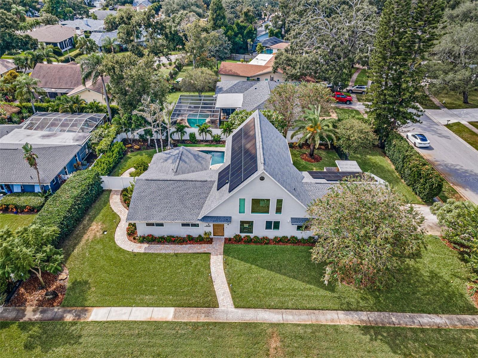 WINDSOR WOODS - Residential