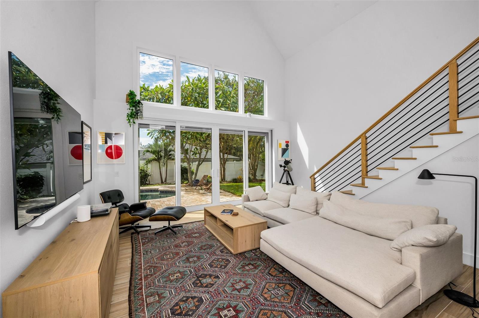 WINDSOR WOODS - Residential