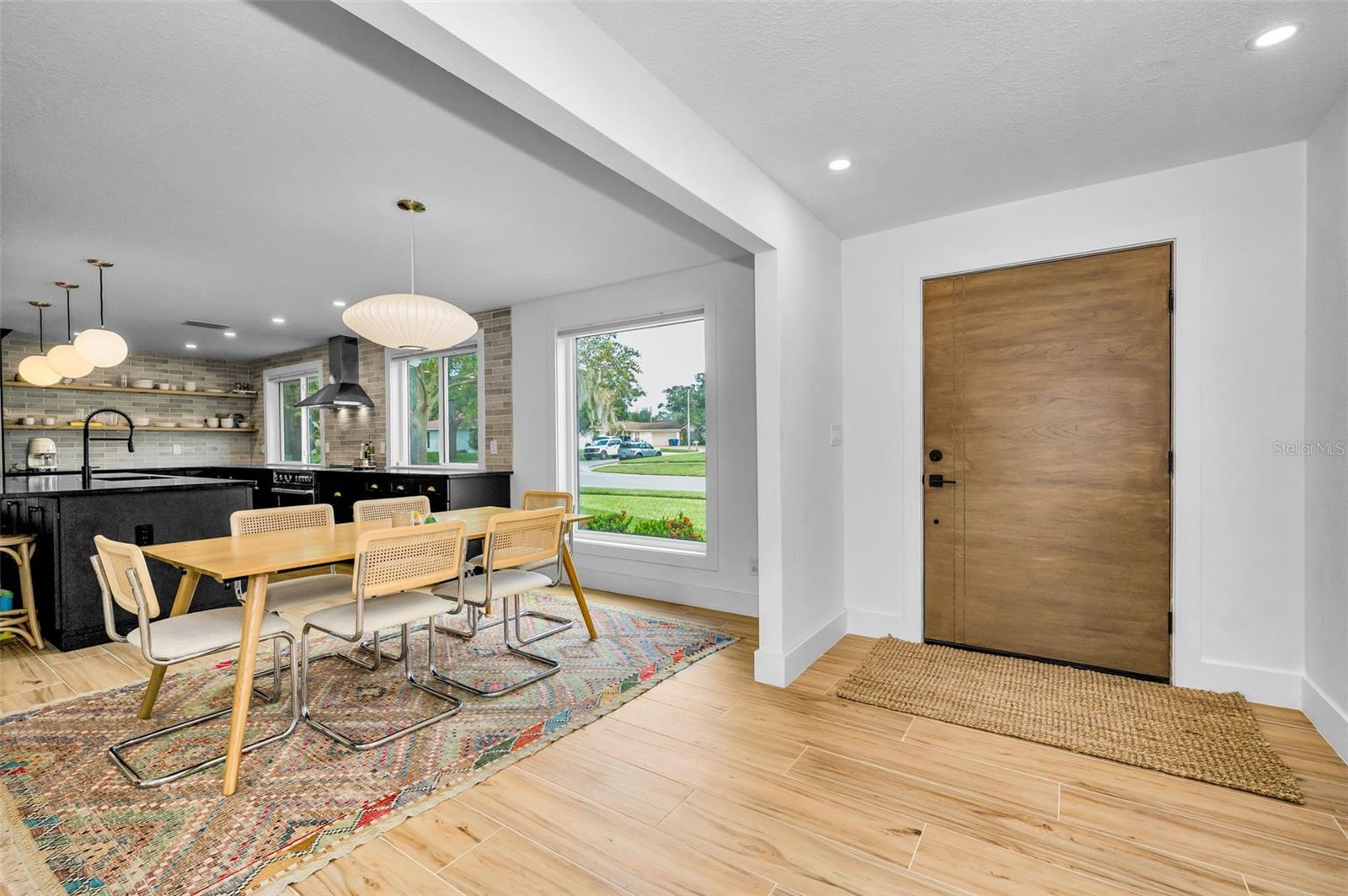WINDSOR WOODS - Residential