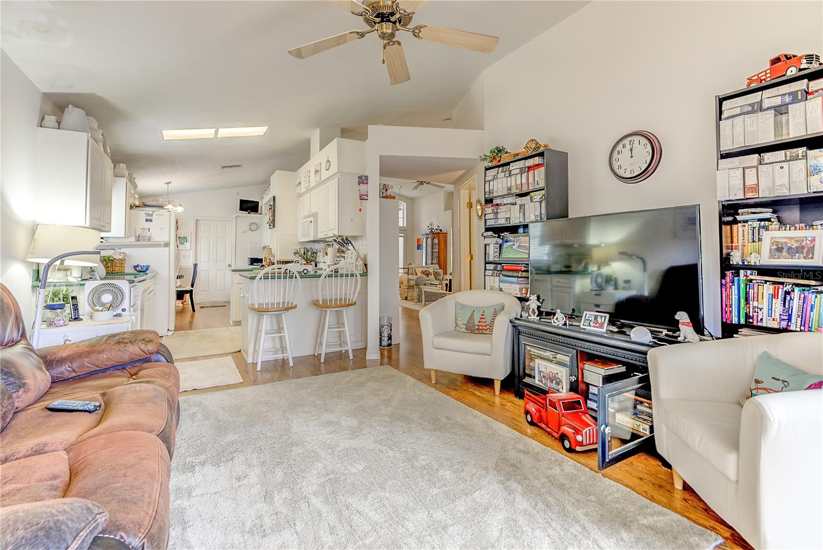 MEADOW OAKS - Residential