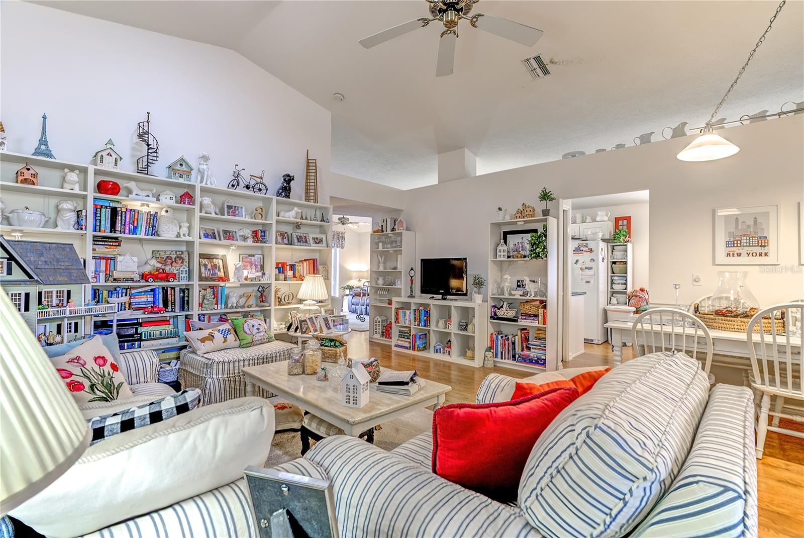 MEADOW OAKS - Residential