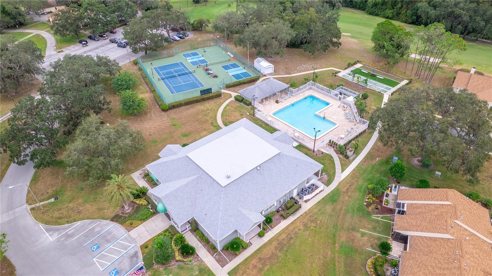 MEADOW OAKS - Residential