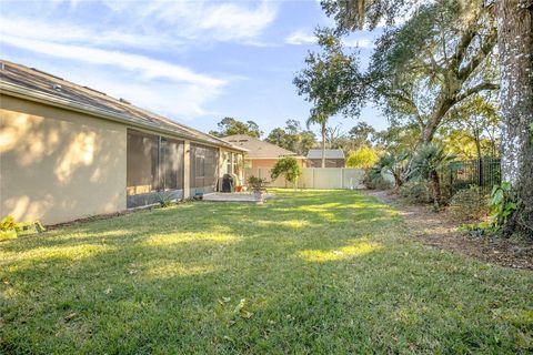 A home in DELAND