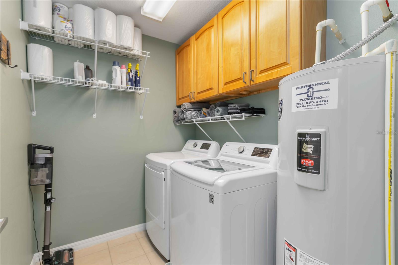 WILLOWBROOK A CONDO PH 4 OR2202/1166 - Residential