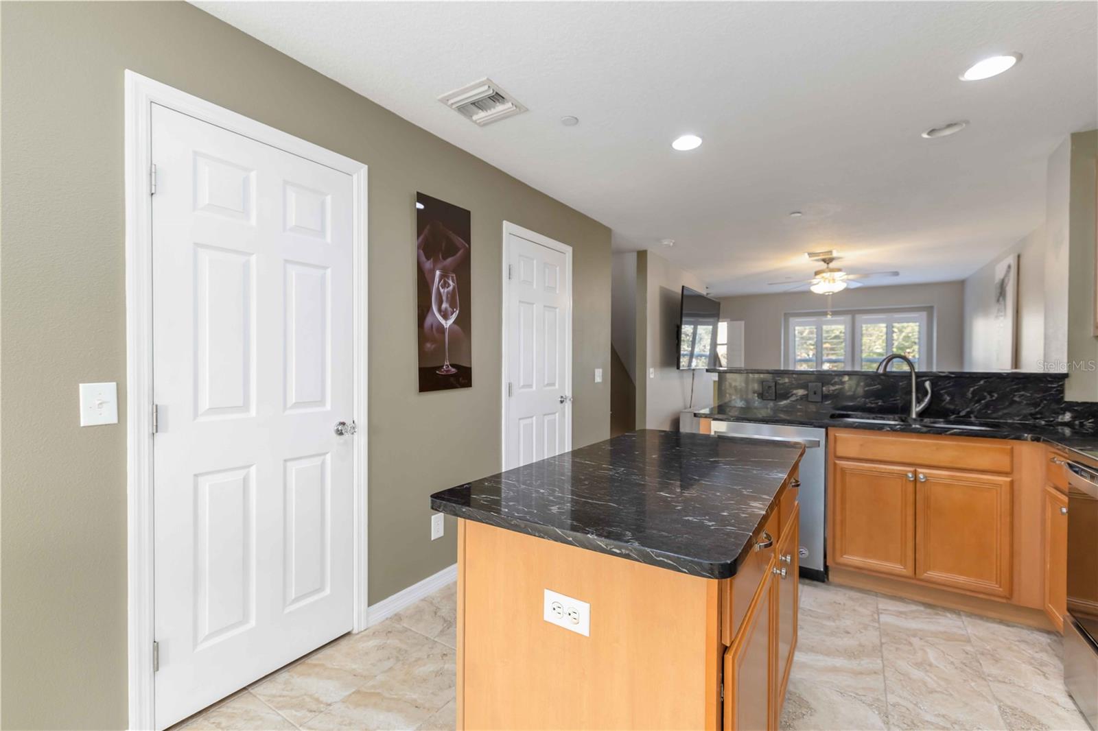 WILLOWBROOK A CONDO PH 4 OR2202/1166 - Residential