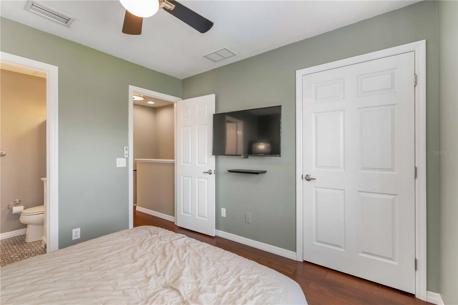 WILLOWBROOK A CONDO PH 4 OR2202/1166 - Residential