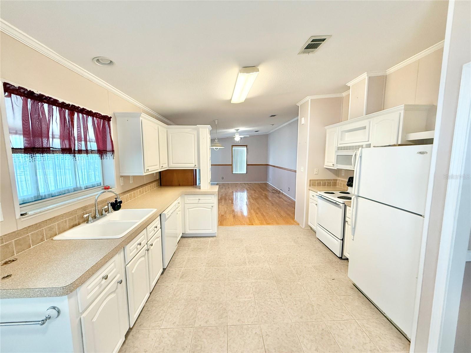 DORA PINES SUB - Residential