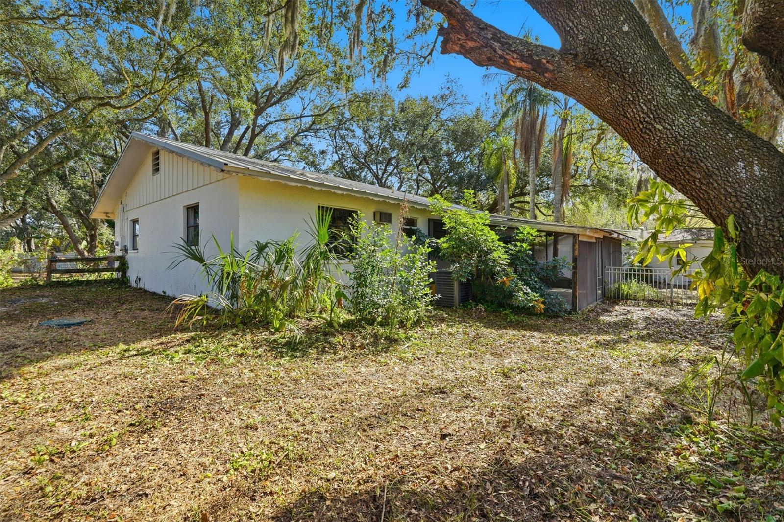 WOODS OF EDEN ROCK UNIT 1 - Residential