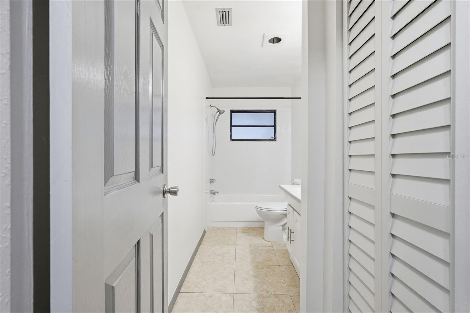 WOODS OF EDEN ROCK UNIT 1 - Residential