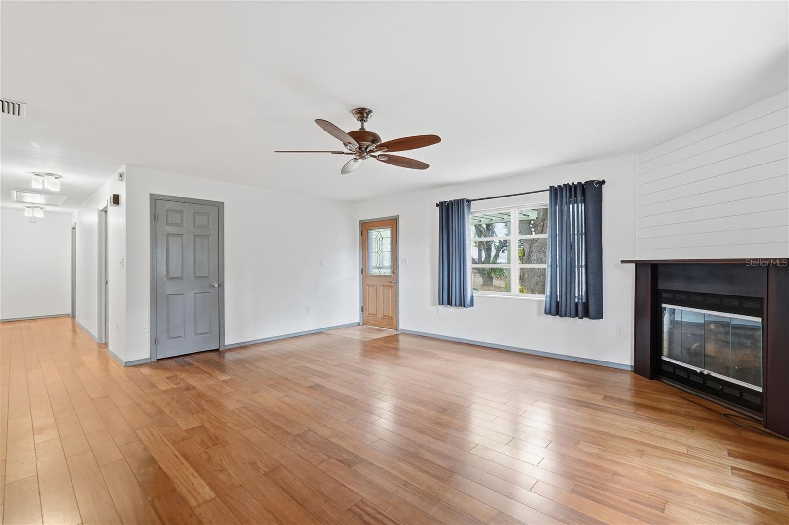 WOODS OF EDEN ROCK UNIT 1 - Residential