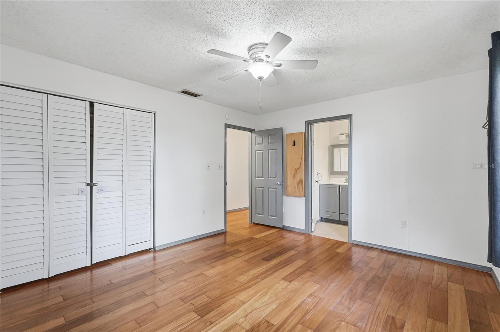 WOODS OF EDEN ROCK UNIT 1 - Residential