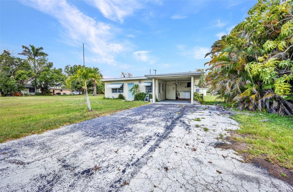 Photo of 426 Burland Street, Punta Gorda, FL 33950 (MLS # C7510362)