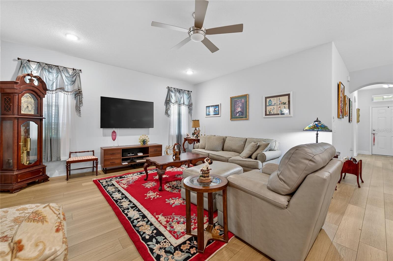 HUNTINGTON WOODS/HUNTERS RDG - Residential