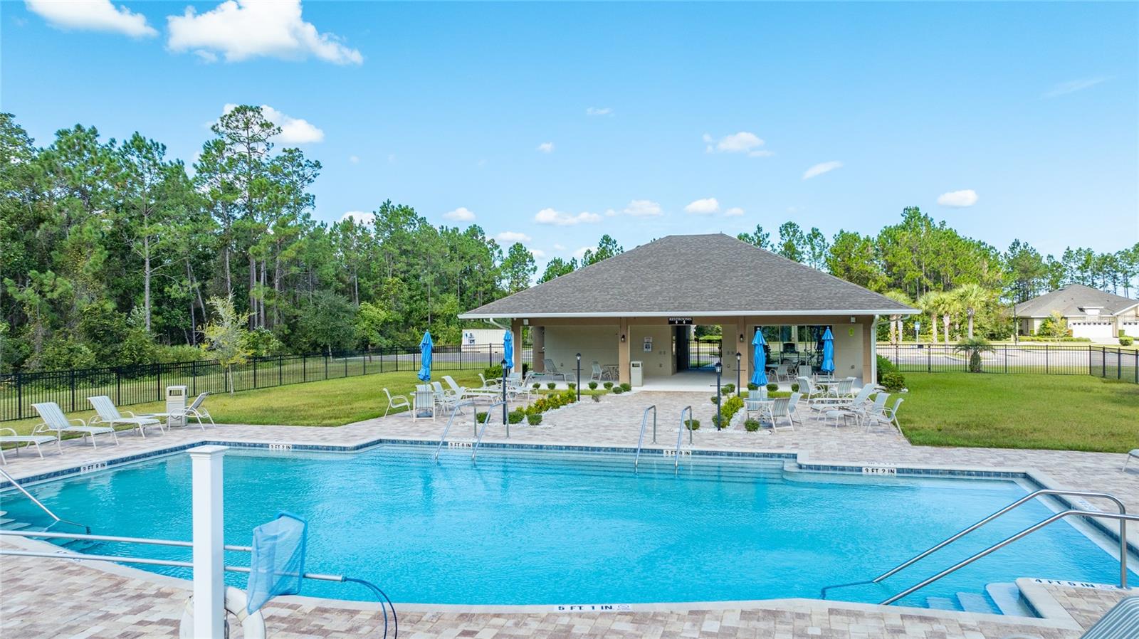 HUNTINGTON WOODS/HUNTERS RDG - Residential