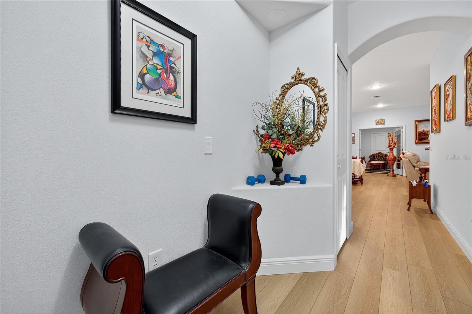 HUNTINGTON WOODS/HUNTERS RDG - Residential