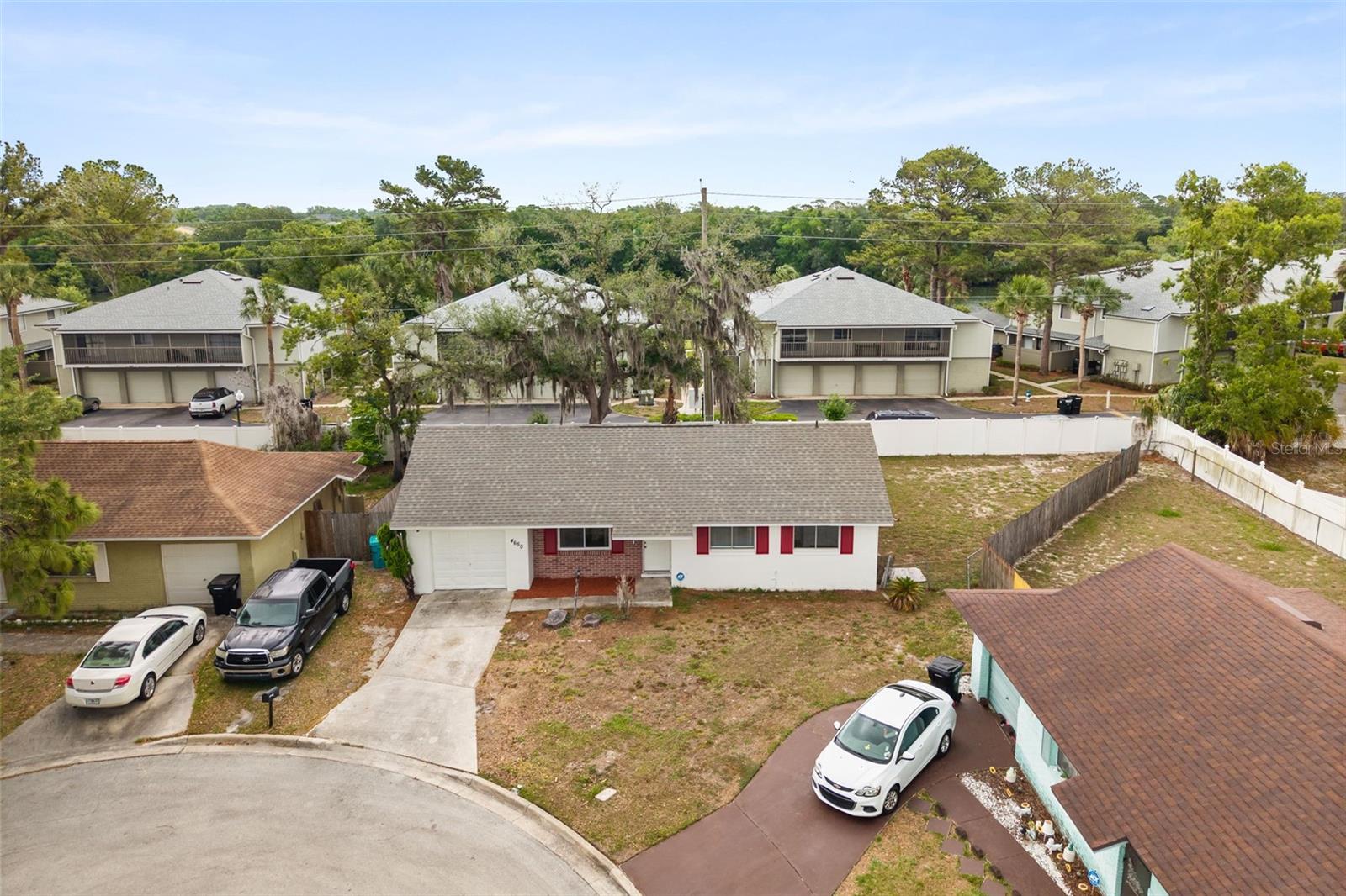 VILLAS AT SIGNAL HILL - Residential