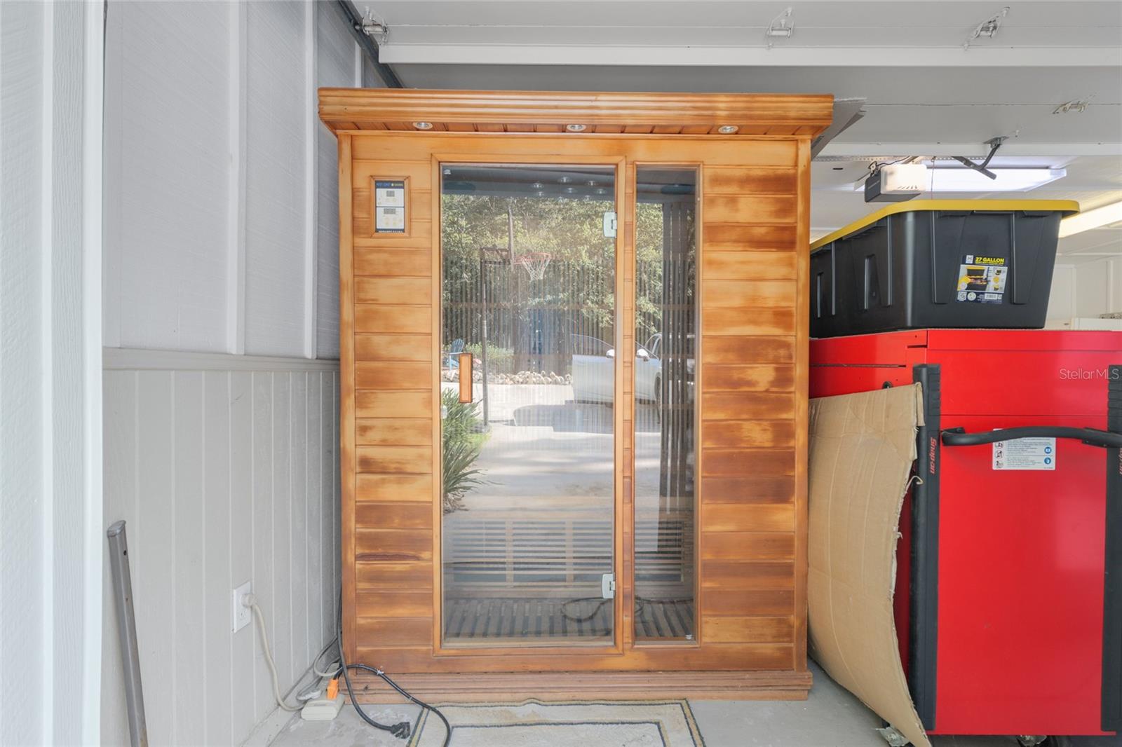 NOT IN A SUBDIVISION - Residential