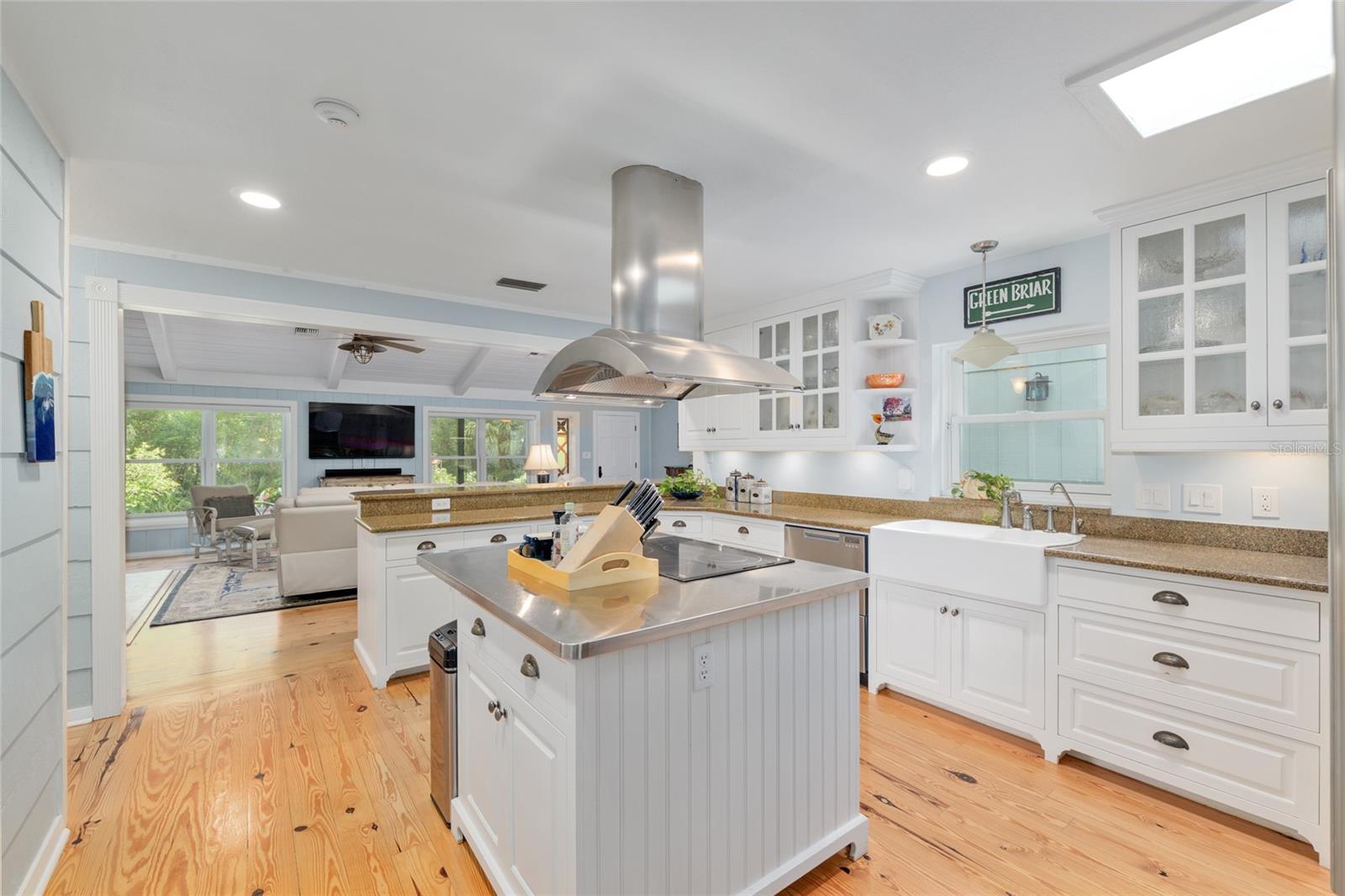 NOT IN A SUBDIVISION - Residential