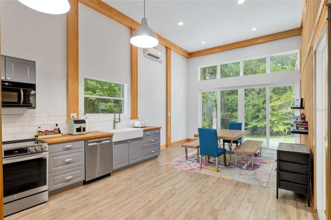 Tiny photo for 400 SE 90th Street, Ocala, FL 34480 (MLS # OM721554)