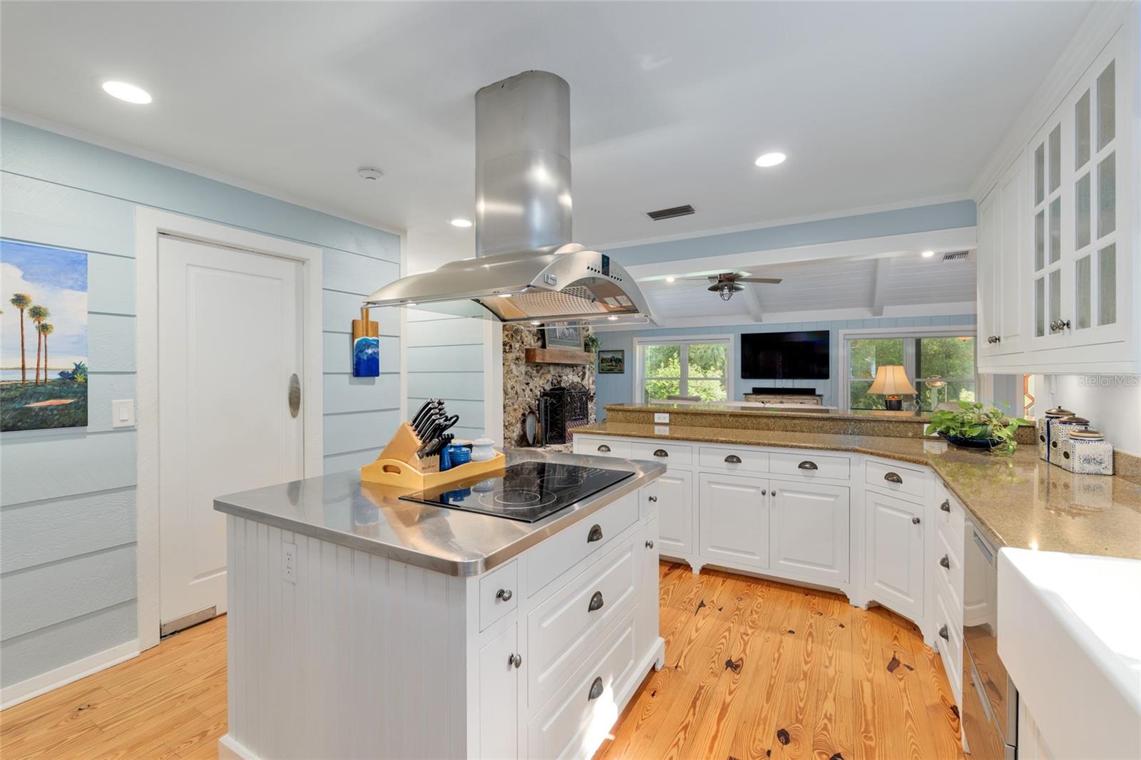 NOT IN A SUBDIVISION - Residential