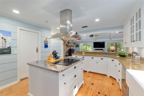 Tiny photo for 400 SE 90th Street, Ocala, FL 34480 (MLS # OM721554)