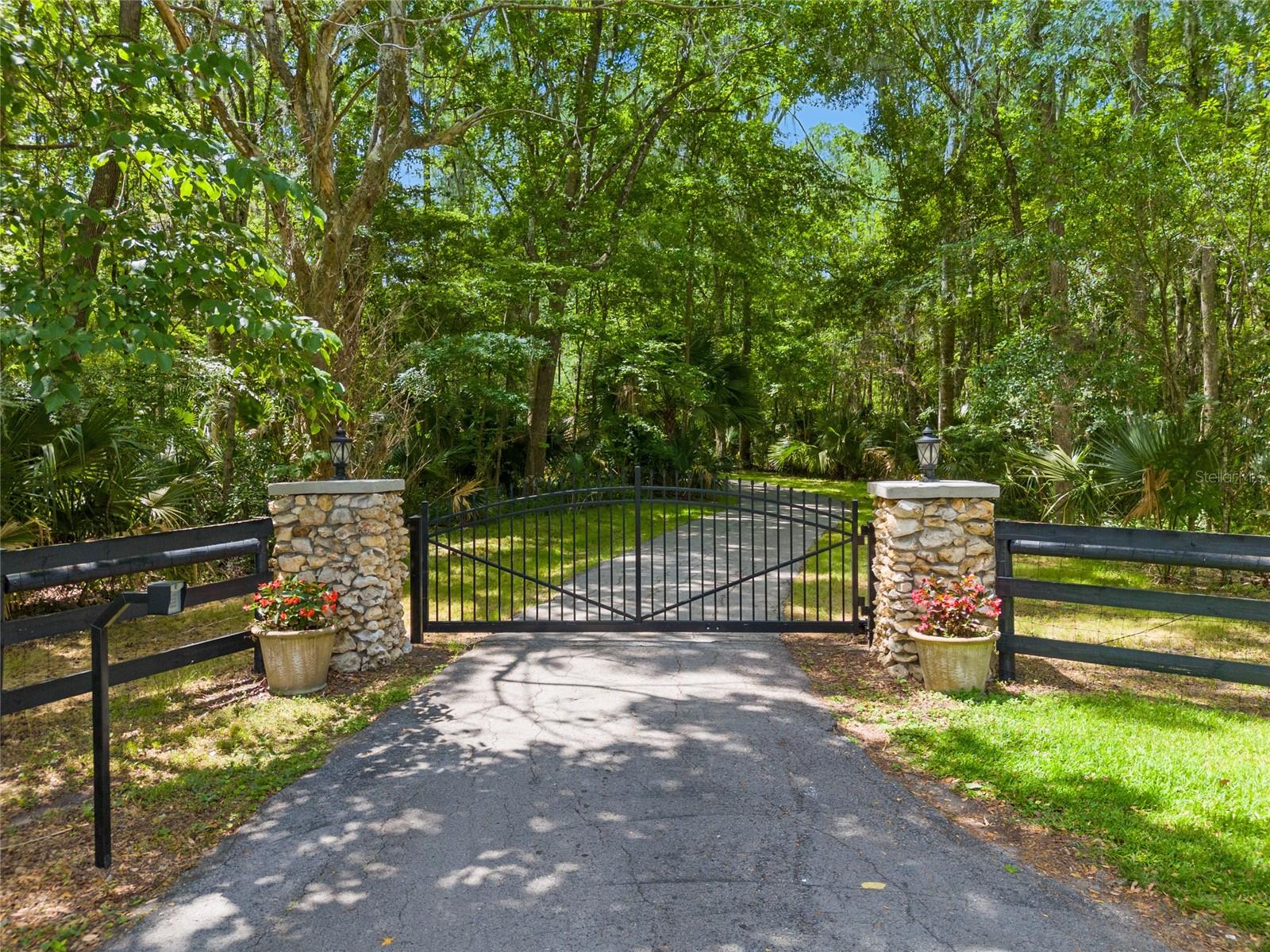 NOT IN A SUBDIVISION - Residential