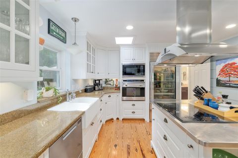 Tiny photo for 400 SE 90th Street, Ocala, FL 34480 (MLS # OM721554)