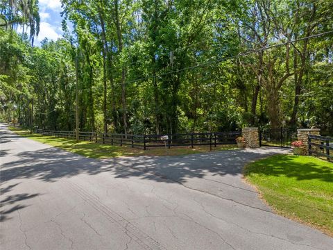 Tiny photo for 400 SE 90th Street, Ocala, FL 34480 (MLS # OM721554)