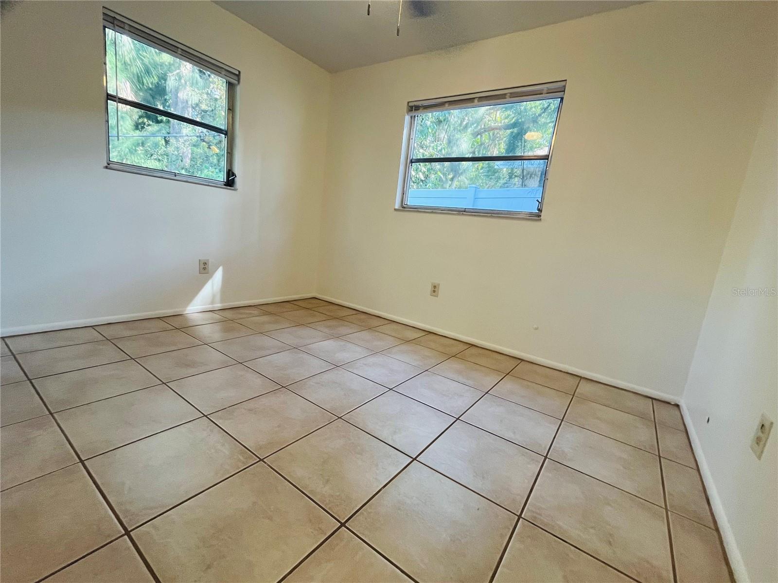 HIGH POINT - Residential Lease